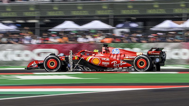 Carlos Sainz, el más rápido con neumáticos de 2025 en unos accidentados libres en México