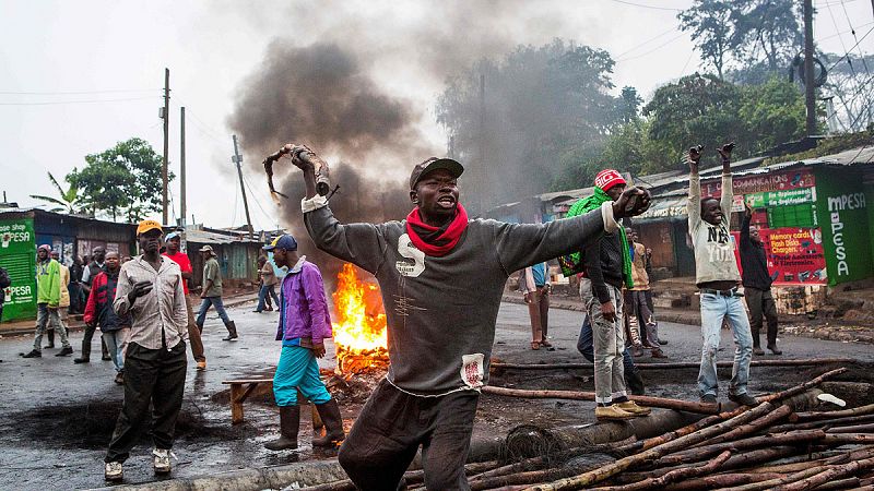 Mueren al menos seis personas en una tensa jornada electoral en Kenia