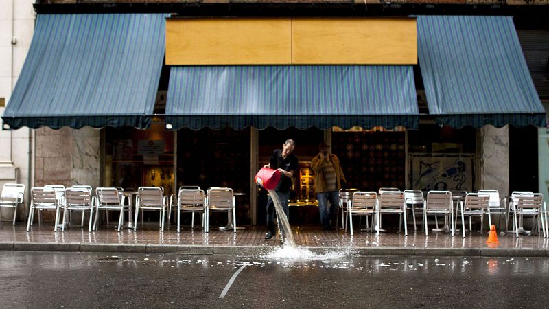 La temporada turística redujo el paro en 182.600 personas y la tasa se situó en su nivel más bajo desde 2008