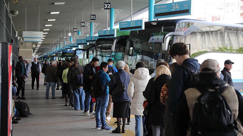 Los sindicatos hablan de seguimiento masivo en la huelga de conductores de autobuses: exigen jubilaciones anticipadas