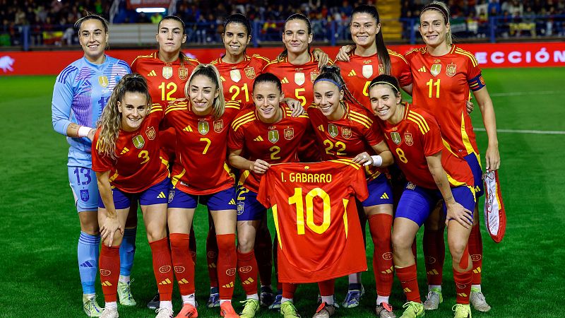 La seleccin femenina visita a Italia con el recuerdo de la pifia histrica en Pontevedra