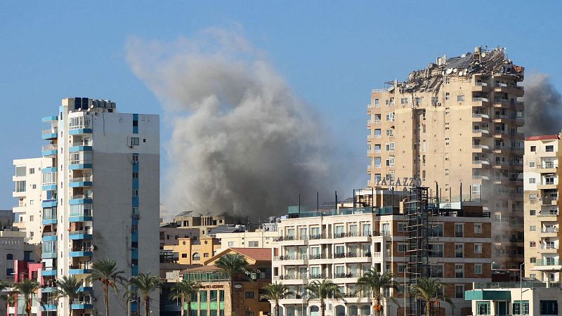 Conflicto de Israel en Oriente Próximo, en directo | Al menos 77 muertos en un bombardeo de Israel contra un edificio en el norte de Gaza