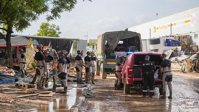 Los equipos de rescate siguen la búsqueda de víctimas y desaparecidos por la DANA en Valencia y Albacete