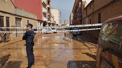 Imagen de la zona de La Torre donde estn achicando agua para rescartar los cadveres de varios vecinos.