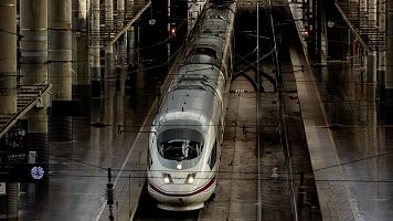 Renfe y Adif reabren servicios de Cercanas y Euromed tras la DANA