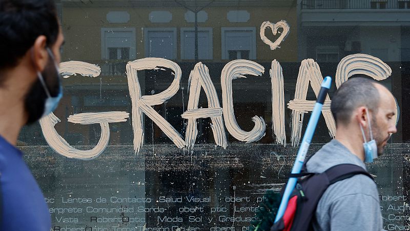 La juventud valenciana, héroes de la DANA en Aldaia y La Torre: "Si no fuera por los jóvenes, estaríamos perdidos"