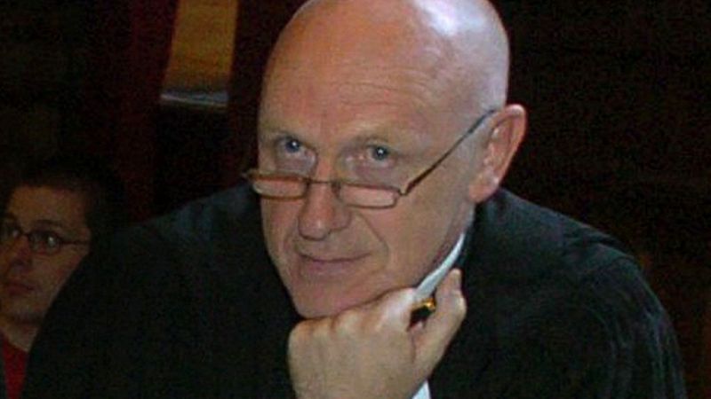 Paul Bekaert, abogado de miembros de ETA en Bélgica, "consejero" de Puigdemont