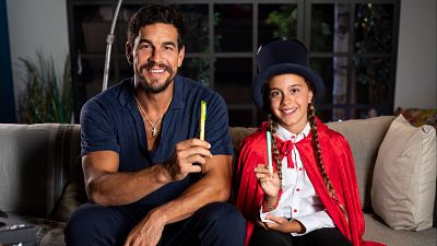 RTVE lanza el spot de la nueva campaa de 'Un juguete, Una Ilusin', con Mario Casas y Sirena Segura