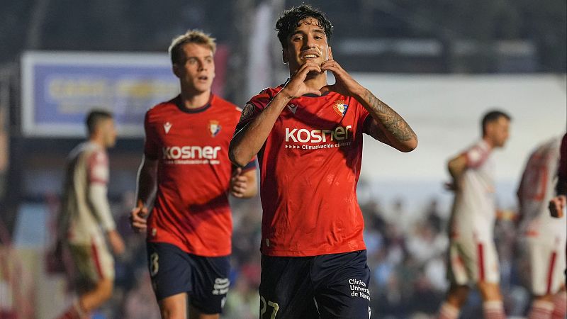 Osasuna golea al Chiclana y dedica su pase en Copa a Vicente Moreno y Rubén García (0-5)