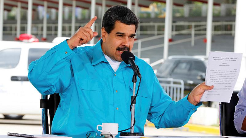 Maduro ordena refinanciar toda la deuda externa de Venezuela