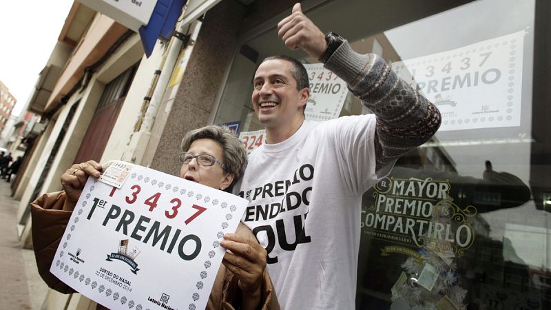 Obligada a devolver el 'Gordo' de la Lotería de Navidad tras ser condenada por apropiación indebida