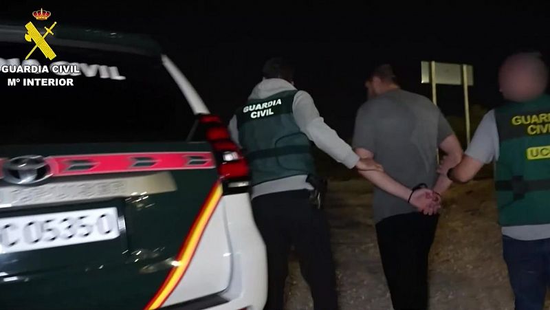 Detenidos dos tripulantes de la narcolancha implicada en el asesinato de dos guardias civiles en Barbate, Cádiz