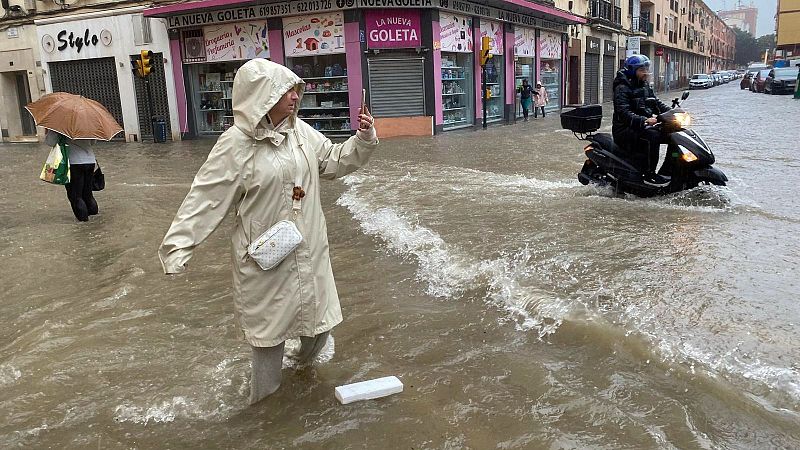 Málaga se lleva lo peor de la nueva DANA: desalojo de casas y suspendidos la mayoría de los servicios de transporte