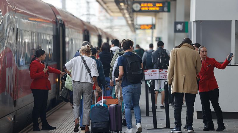 Las operadoras de alta velocidad retoman las líneas Madrid-Valencia y se restablecen los servicios de Cercanías