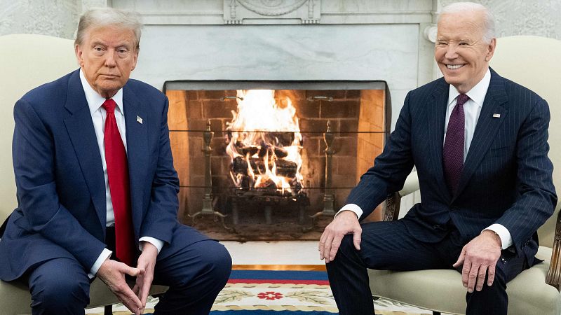 Trump agradece a Biden que el traspaso de poder sea "fluido" en su primera reunión en la Casa Blanca