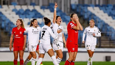 Mara Mndez celebra su segundo gol del partido