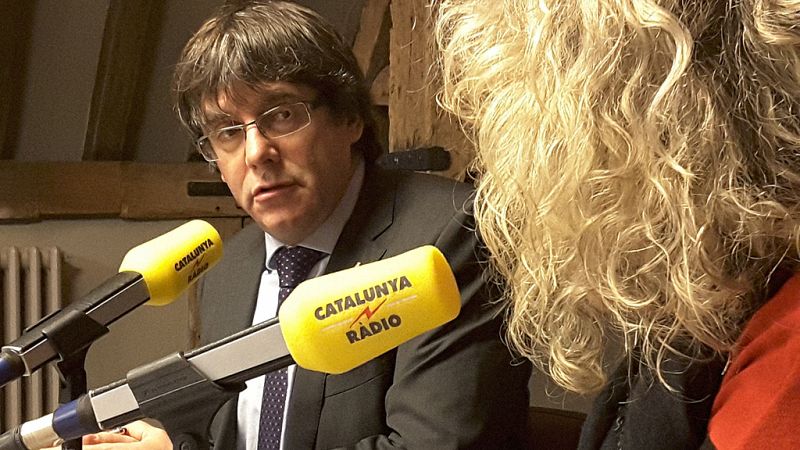 Puigdemont dice estar "preparado" para ir a la cárcel y que no hay "otra alternativa que ir todos juntos" al 21D