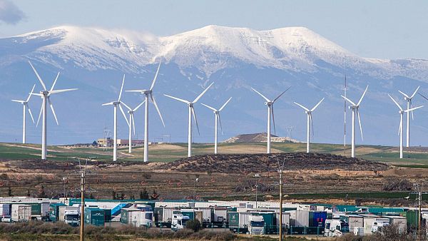 El precio de la luz pulveriza este viernes un nuevo mximo anual, con 124,55 euros/MWh