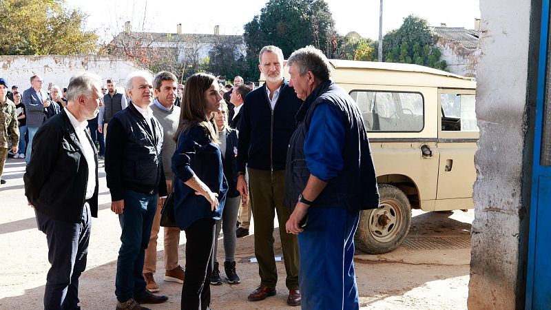 La nueva visita de los reyes a las zonas afectadas por la DANA, en imgenes