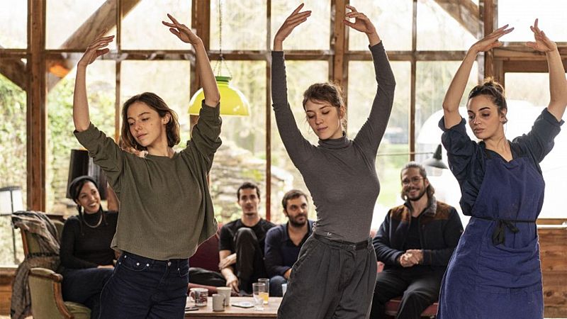 'Un Paso Adelante': La historia de superación de una bailarina tras una lesión que amenaza su carrera
