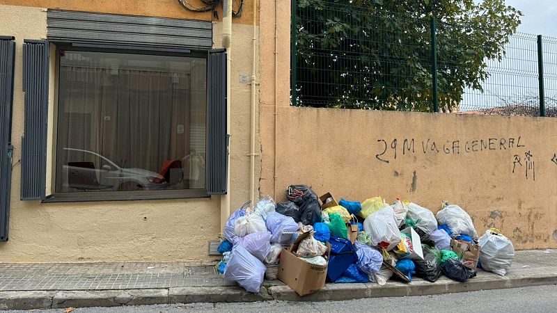 41 dies de la vaga del personal d'escombraries al Baix Peneds