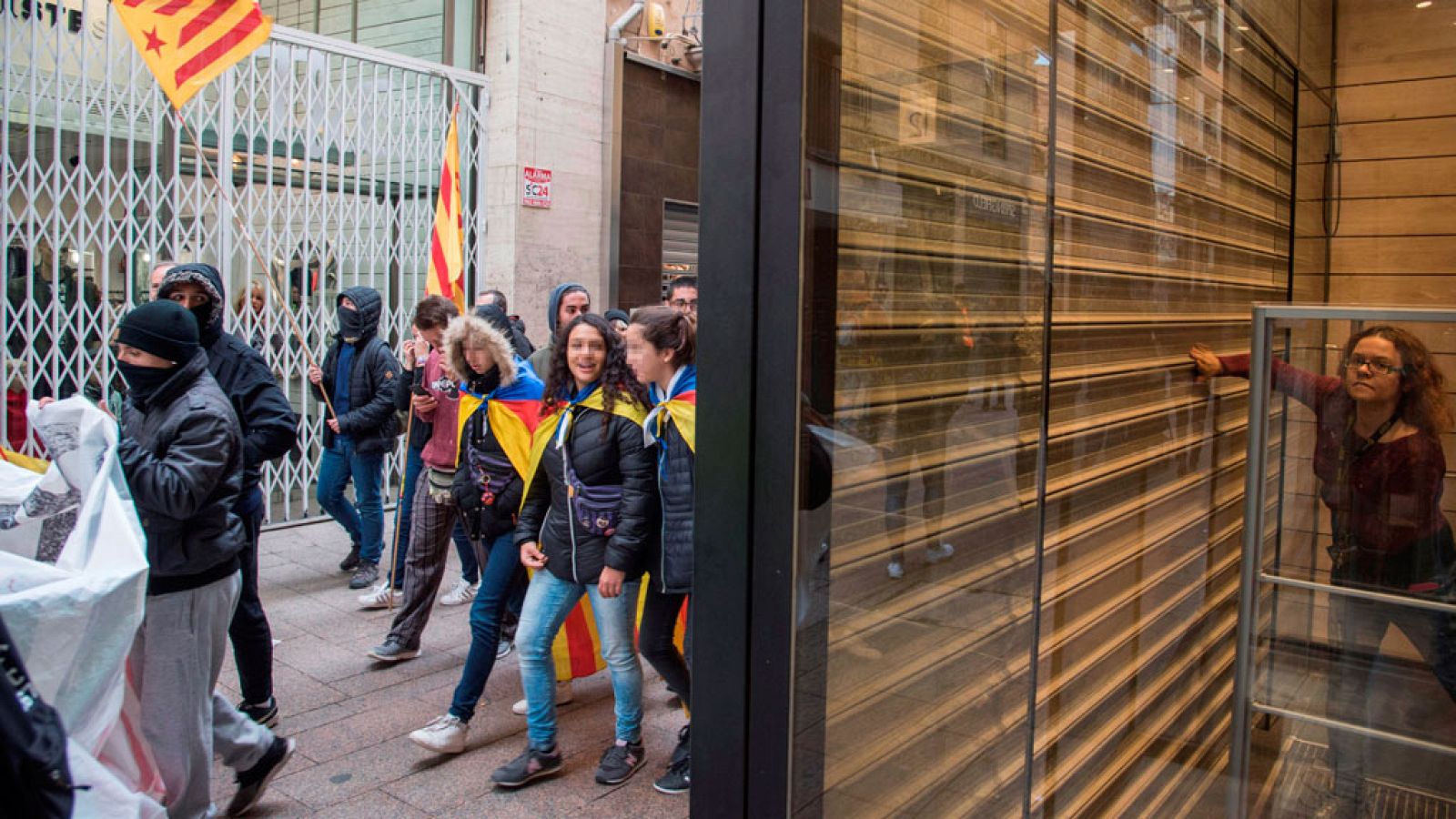 Las ventas del pequeño y mediano comercio  cayeron en Cataluña hasta un 30% en octubre