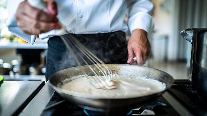 Mara Lo, ganadora de Masterchef, nos da todos los trucos para que la besamel nos quede siempre bien.