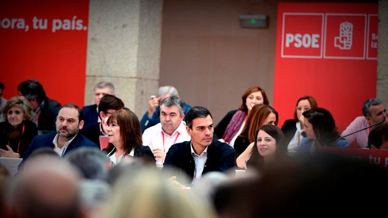 Los líderes territoriales del PSOE respaldan a Pedro Sánchez ante el desafío soberanista en Cataluña