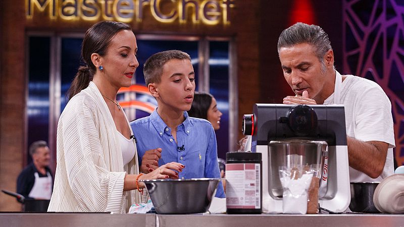 MasterChef Celebrity 9 | La preciosa sorpresa a Pitingo de su mujer y su hijo