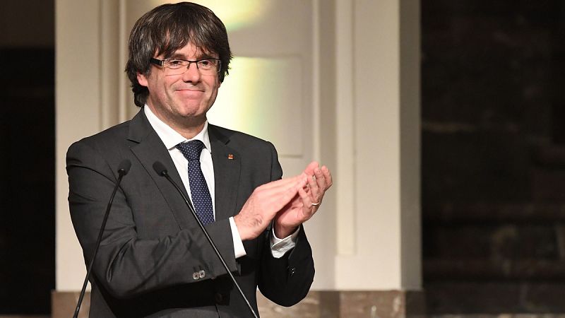 Puigdemont concurrirá con el PDeCAT bajo la marca Junts per Catalunya a las elecciones del 21-D