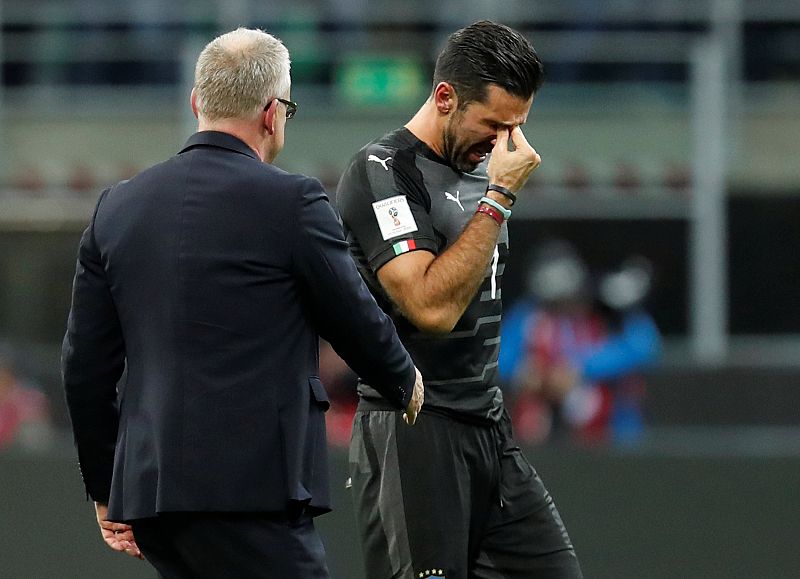 Buffon se queda sin récord de Mundiales