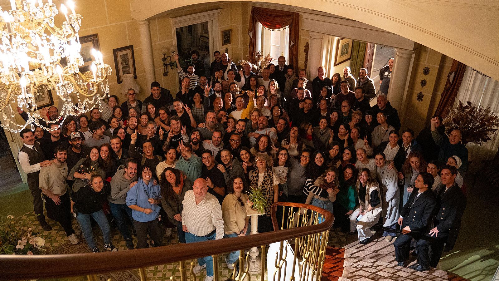 La Promesa: El Emmy Internacional llega a los platós - La promesa | Ver