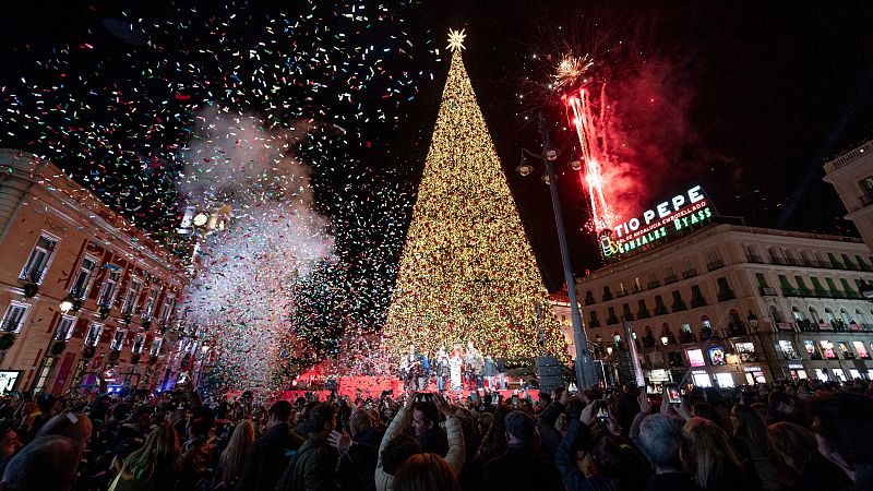 Madrid y Barcelona dan la bienvenida a la Navidad con el famoso encendido de luces