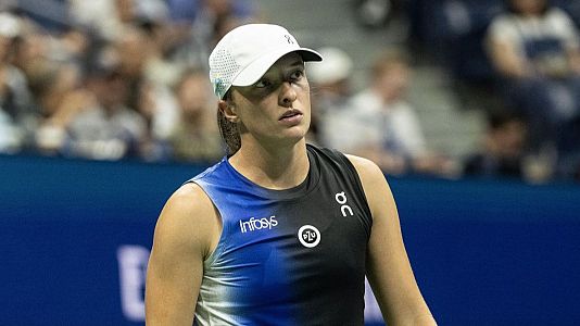 Iga Swiatek no jugar con Polonia la Billie Jean King Cup