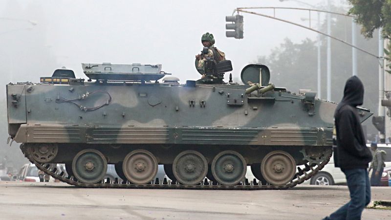 El Ejército de Zimbabue toma el poder y retiene al presidente Mugabe