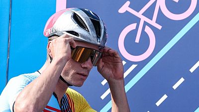 El ciclista Remco Evenepoel sufre fractura de clavcula tras un accidente cuando entrenaba