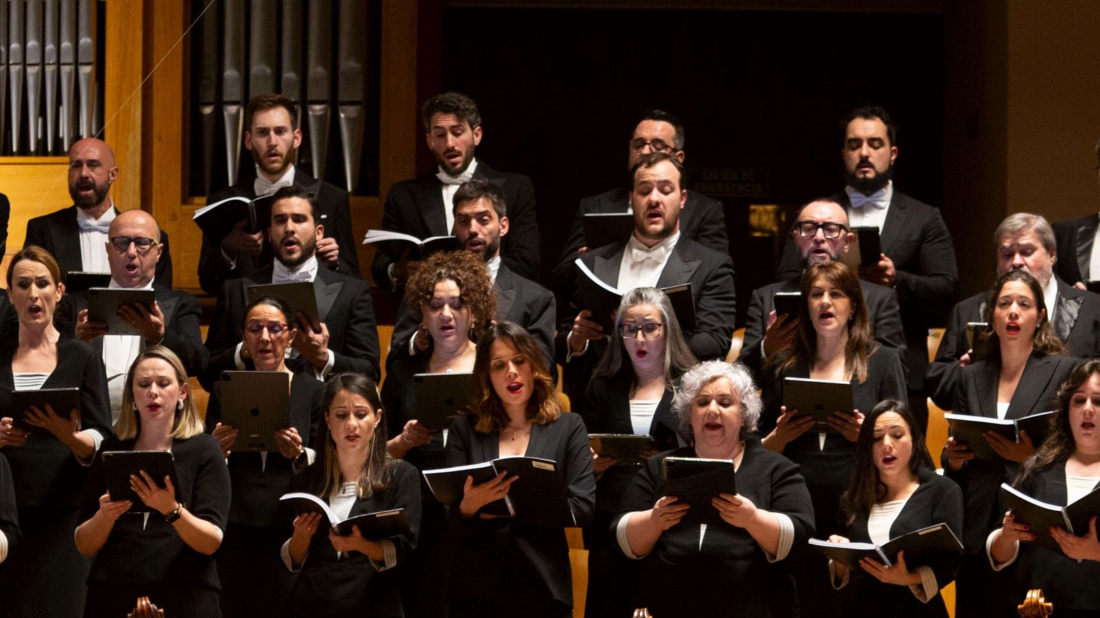 El Coro RTVE acta en la Capilla del Palacio Real de Madrid