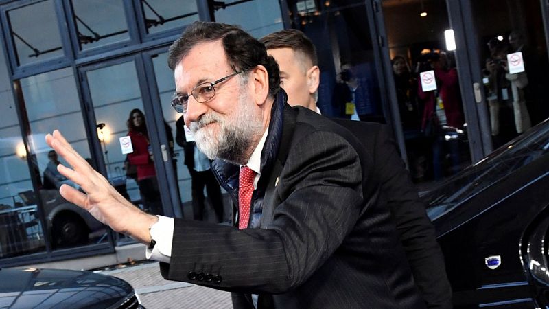 Rajoy se reúne con el primer ministro belga el día de la declaración de Puigdemont en Bruselas
