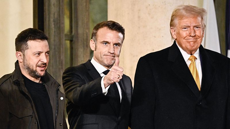 Zelenski considera "buena y productiva" su entrevista con Trump y Macron en París