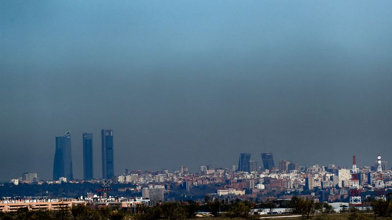 Madrid mantiene la limitaciMadrid mantiene la limitación a la velocidad por la alta contaminación este domingo
