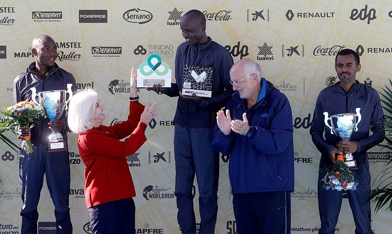 El keniano Kitwara realiza el maratón más rápido de España en Valencia