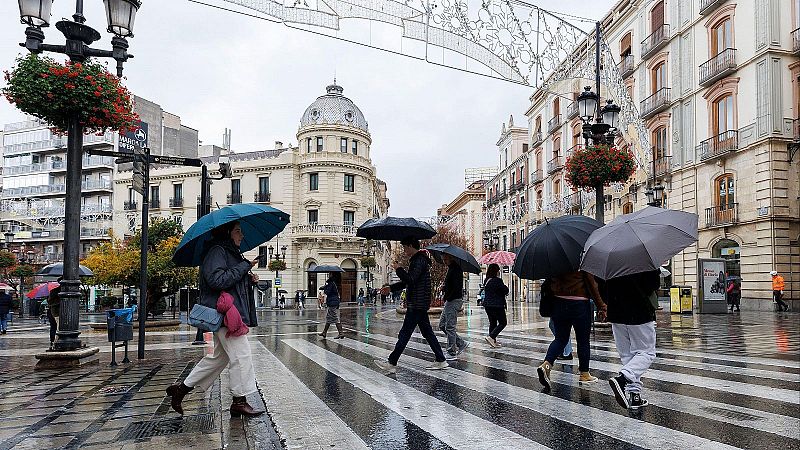 El tiempo hoy 12 de diciembre en España: Cataluña, Andalucía y Baleares, en riesgo por tormentas