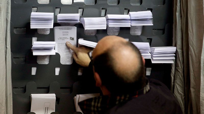 ERC promueve una marca blanca para esquivar una posible ilegalización