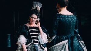 Olivia Colman en la pel�cula 'La favorita'