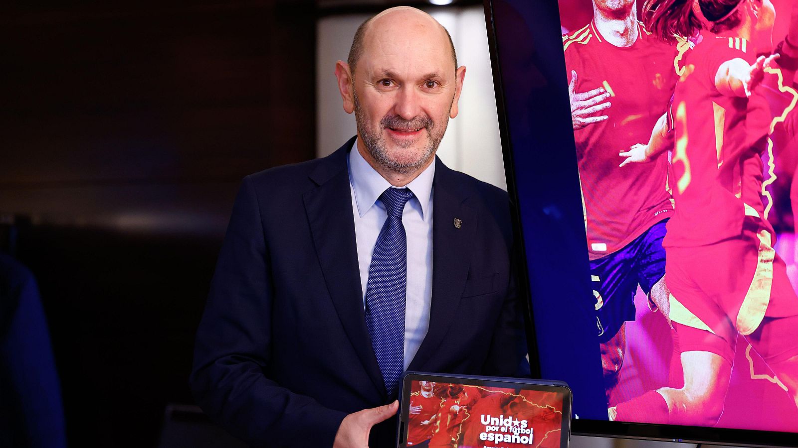 Rafael Louzán, candidato a la RFEF: "Traemos un tiempo de unidad" | Ver