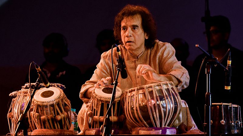 Muere Zakir Hussain, maestro de tabla y leyenda de la msica india, que colabor con grandes msicos de rock y jazz