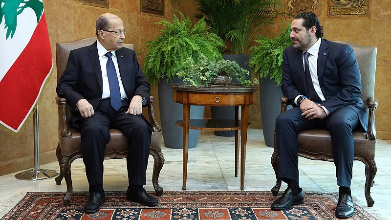 El primer ministro libanés deja en suspenso su dimisión y promete que permanecerá en el Líbano