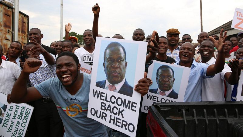 El sucesor de Mugabe anuncia el "comienzo de una nueva democracia" en Zimbabue