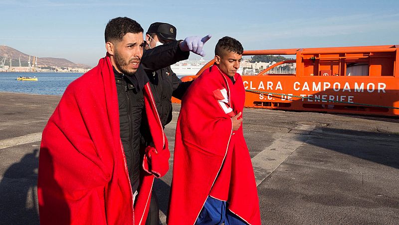 La llegada de migrantes a las costas españolas bate récord desde la crisis de los cayucos de 2006