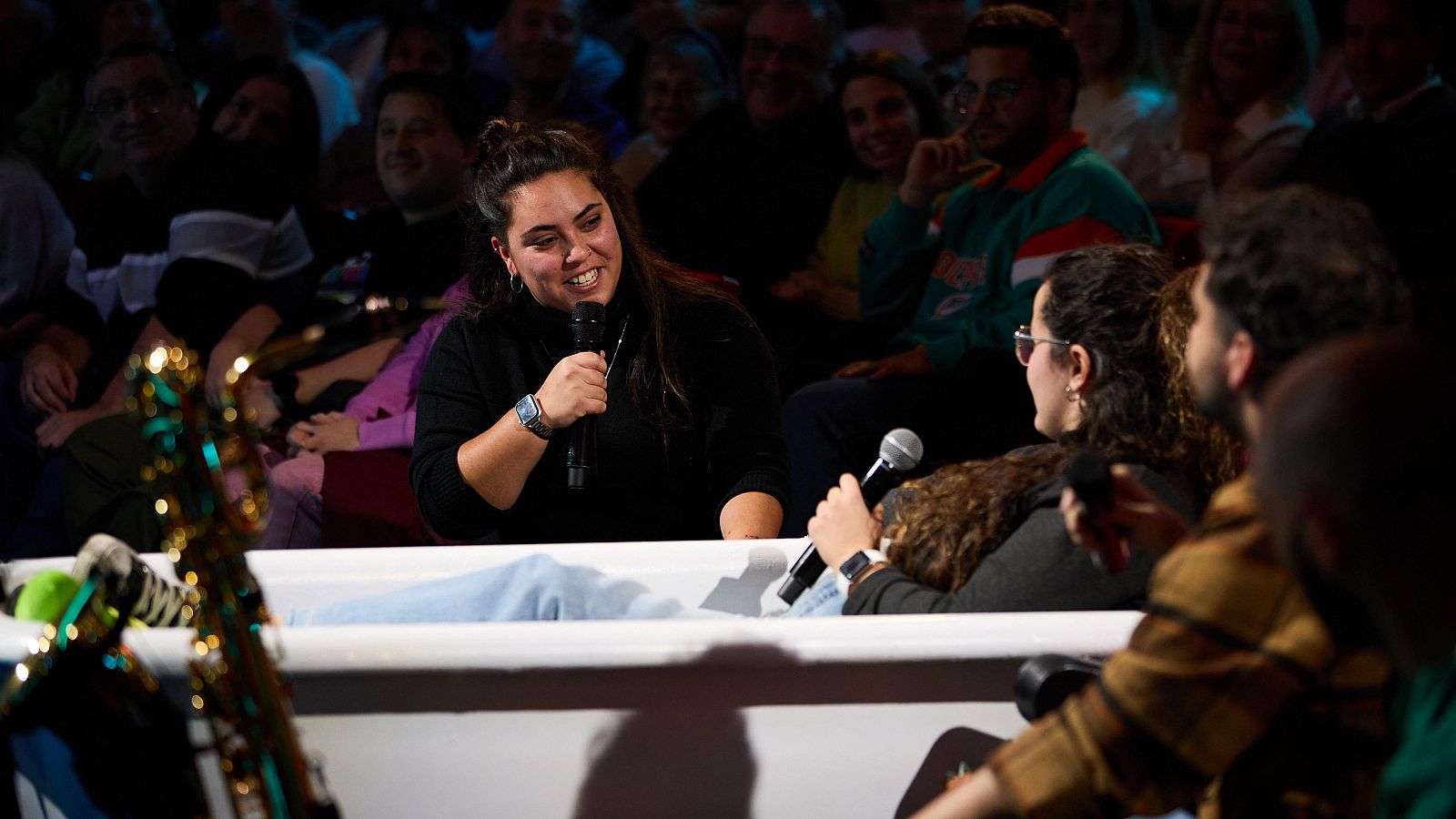 La Revuelta | La pedida de matrimonio en la bañera 19/12/24 - La Revuelta | Ver